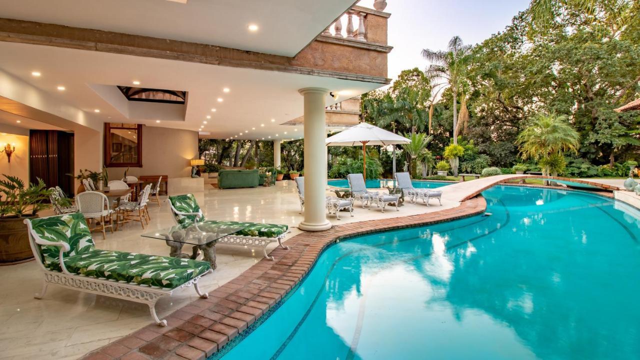 Bed and Breakfast Christies At 32 On Russell Mbombela Esterno foto