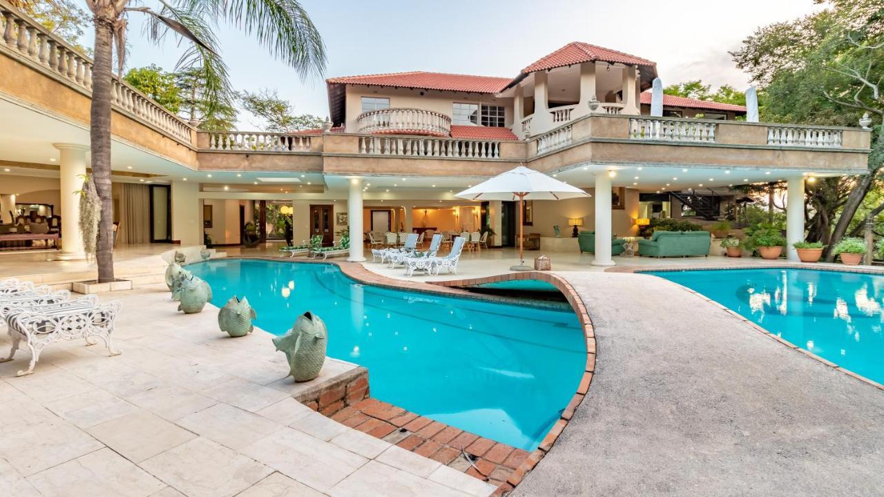 Bed and Breakfast Christies At 32 On Russell Mbombela Esterno foto