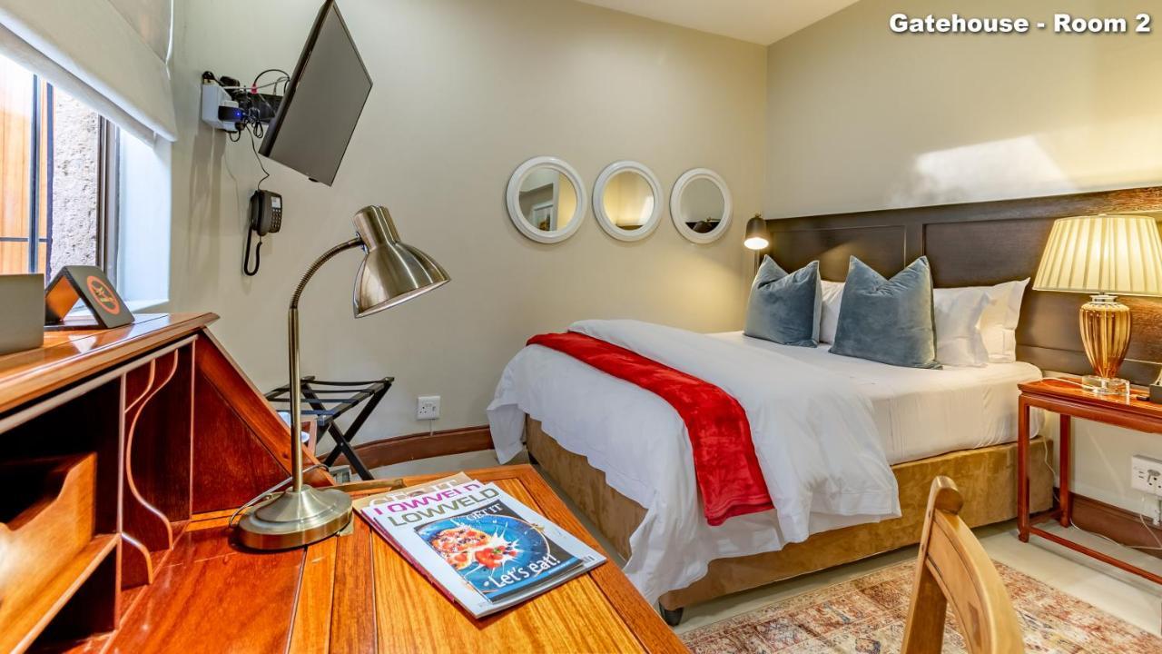 Bed and Breakfast Christies At 32 On Russell Mbombela Esterno foto