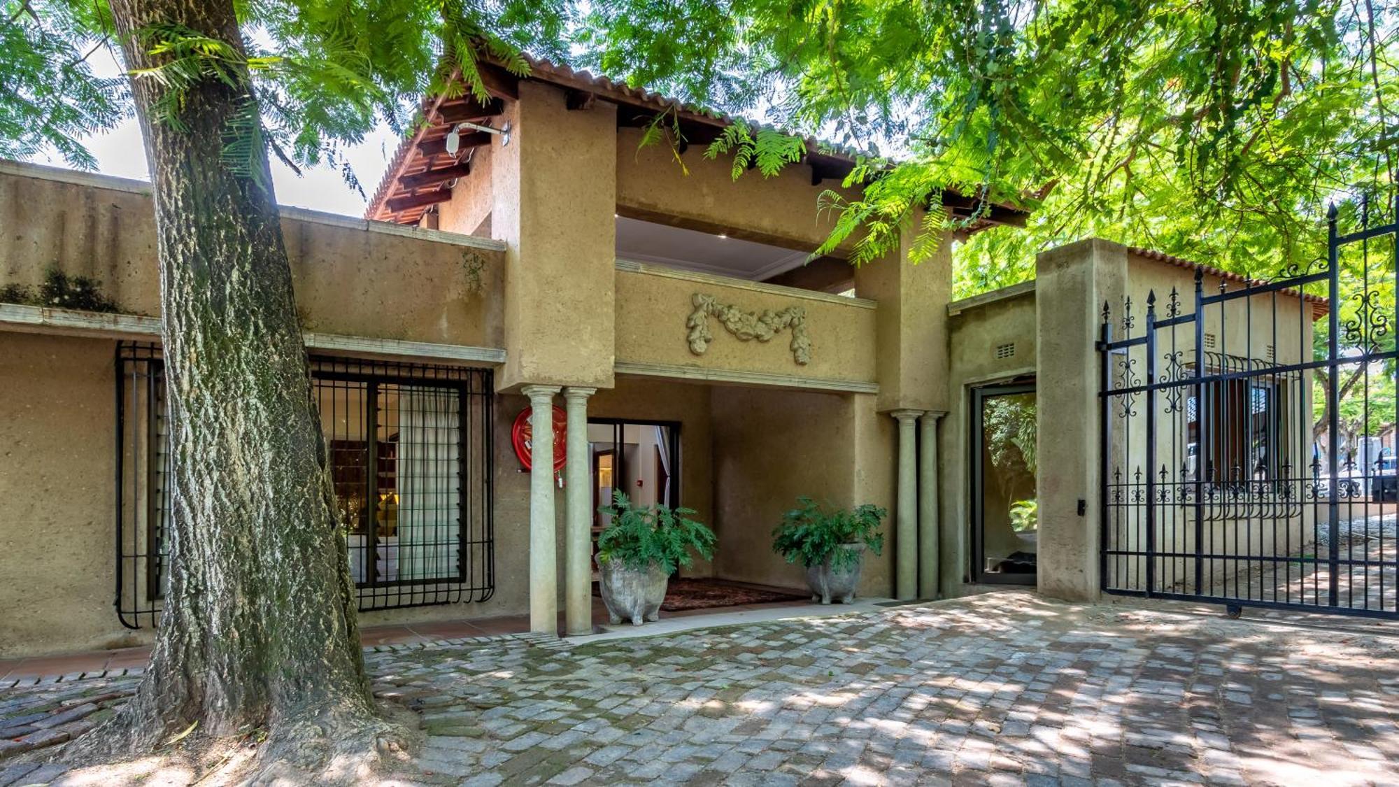 Bed and Breakfast Christies At 32 On Russell Mbombela Esterno foto