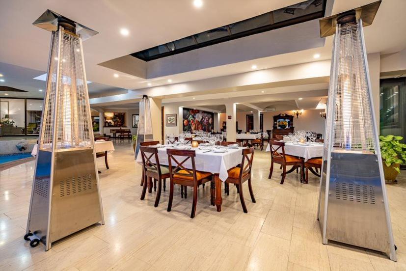 Bed and Breakfast Christies At 32 On Russell Mbombela Esterno foto